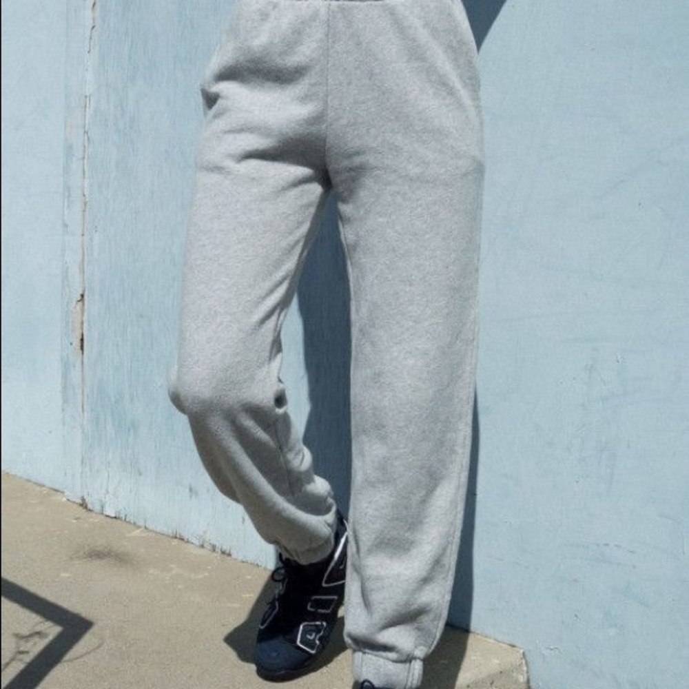 brandy melville grey rosa sweatpants
